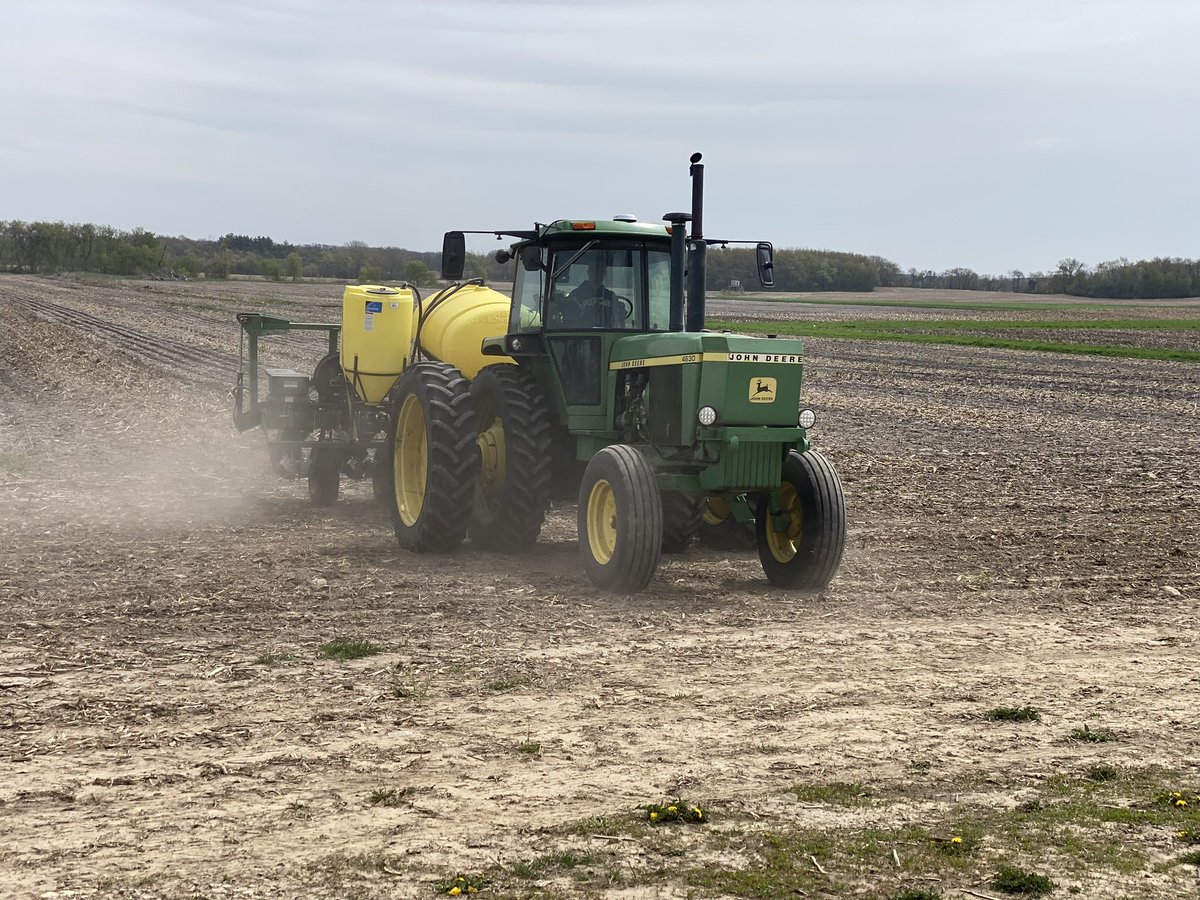 That rain last night didn’t feel very warm, but we gained 6-8 degrees of soil temperature across much of Wisconsin from it. With air temps in the 70s today, I’d expect some even warmer soil by the end of the weekend. #plant24