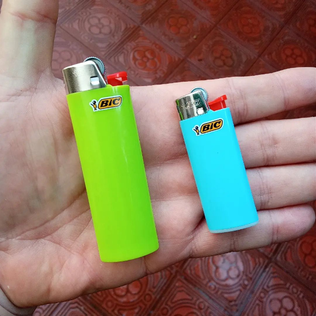 Gioteya72's tweet photo. I was looking for one of these a while ago. Now to model a base and then start designing. WIP BIC Lighter Case 😍🔥
#bic #3dprint #3dprinting #lightercase #lightercases #design #desinginspiration #lighter #art #dark #darkart https://t.co/kDwUTBPBTz