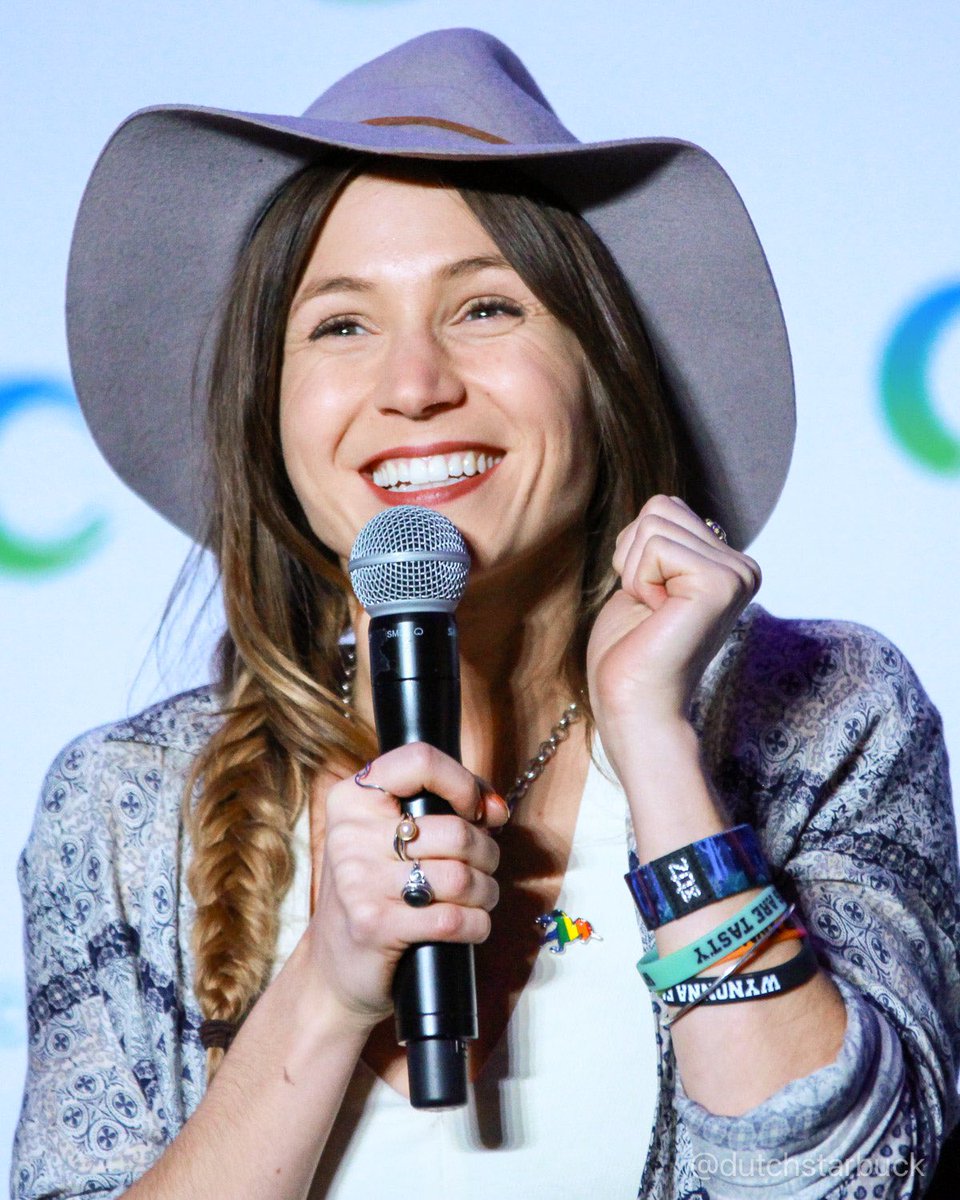 Dom and hat at ClexaCon 2018 #WynonnaEarp