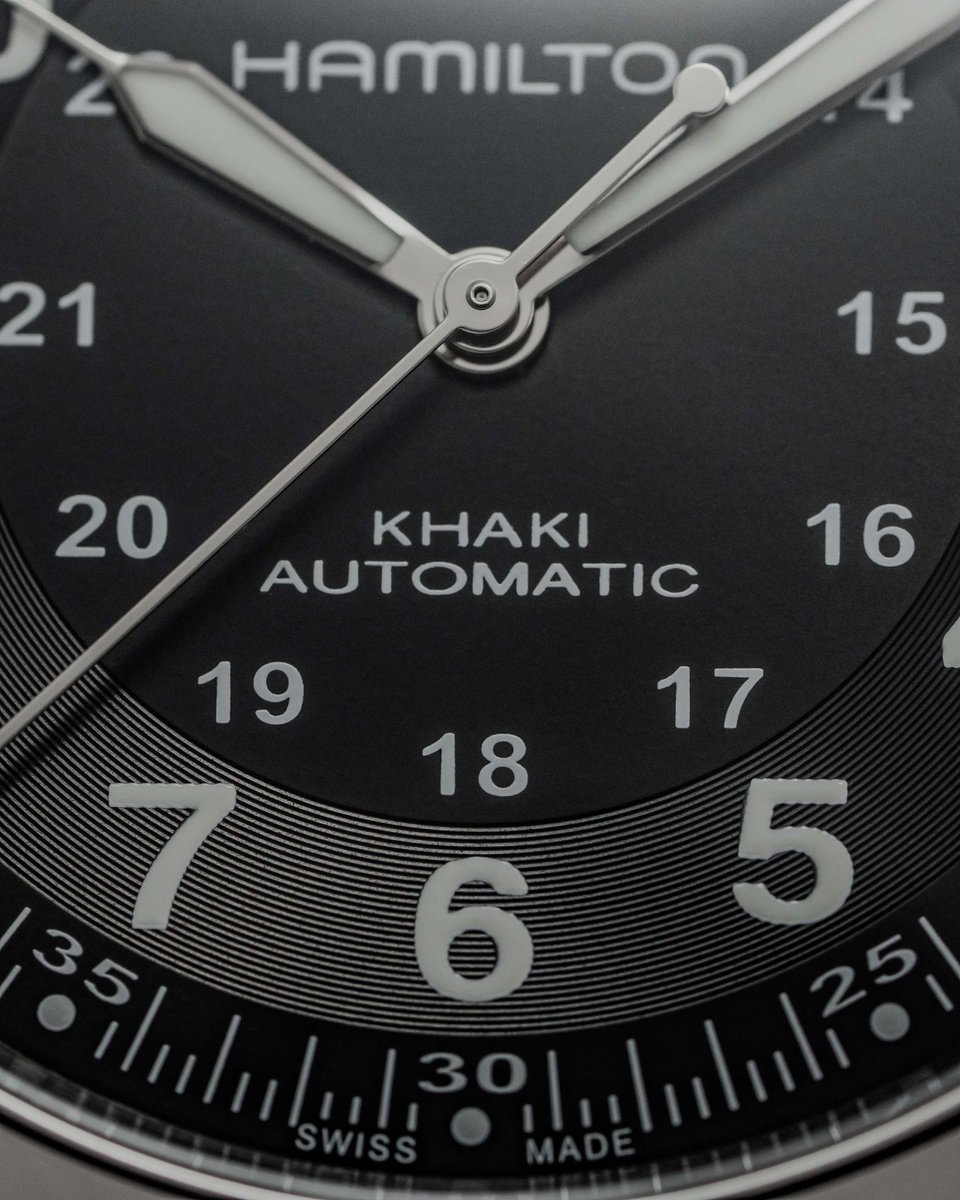 baldassarreted's tweet photo. Be honest, how many of you have recommended the Hamilton Khaki Field to someone? 🙋
.
#everydaywatch #hamiltonkhaki #hamiltonkhakifield #hamilton #teddybaldassarre #watchcollector #watchfam #watchoftheday #watchaddict #wristwatch #watchenthusiast #watchcommunity #wristwatches https://t.co/w6kaEtrxGo