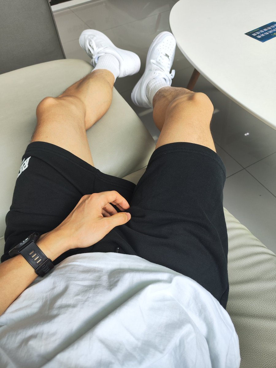 SportboyL's tweet photo. 薄肌🉑？
#腹肌 #体育生 #薄肌 https://t.co/bWGkw1gGG3