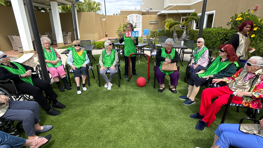 Kickball time in the Memory Care courtyard! 🤾⛹️😎

#keepmoving #seniorexercise #melbournefl #spacecoast #seniorliving #assistedlivingfl #memorycare #independentliving

suntreeseniorliving.com

📽️🎬WATCH LIVE📽️🎬 ⭐24/7⭐
ChateauMadeleine.Live
Assisted Living License #: AL13351