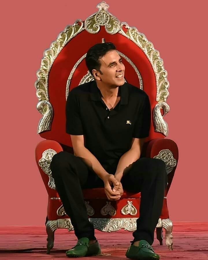 You are king of million fans .... WE LOVE YOU KHILADI
