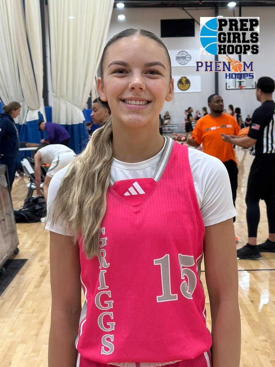 Mindy_McCarthy3's tweet photo. Really like the style of play from Kate Breault ‘26 and Kate Shryock ‘26 with @griggs_team 
Both find the open lanes using shot fakes and don’t back down from contact in the paint. Multi- level scorers who hustle back on D tying up the ball 💪🏻

@LadyPhenomHoops #HoopStateFinale https://t.co/aDBYGMMV7n