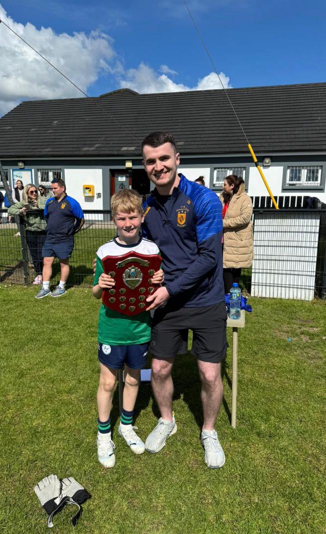 What a fantastic day today at the Boys Steelstown Cup 2024. Huge thank you to all the Schools who attended. Well done Hollybush A on winning the cup and Bunscoil Cholmcille on winning the shield 👏🏻💙💛