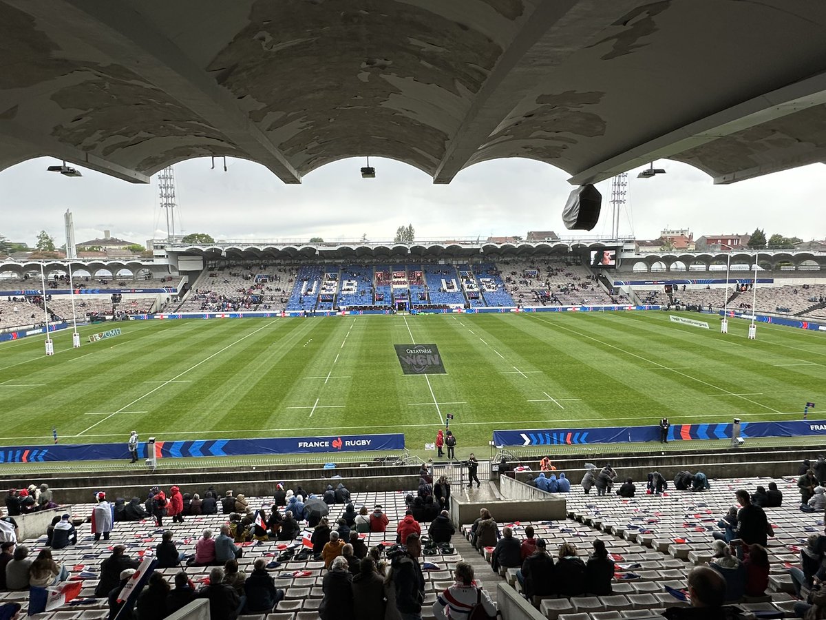 Talk of hitting a sellout at the Stade Chaban Delmas. Likely around 28,000+. #LaCrunch #FRAvENG