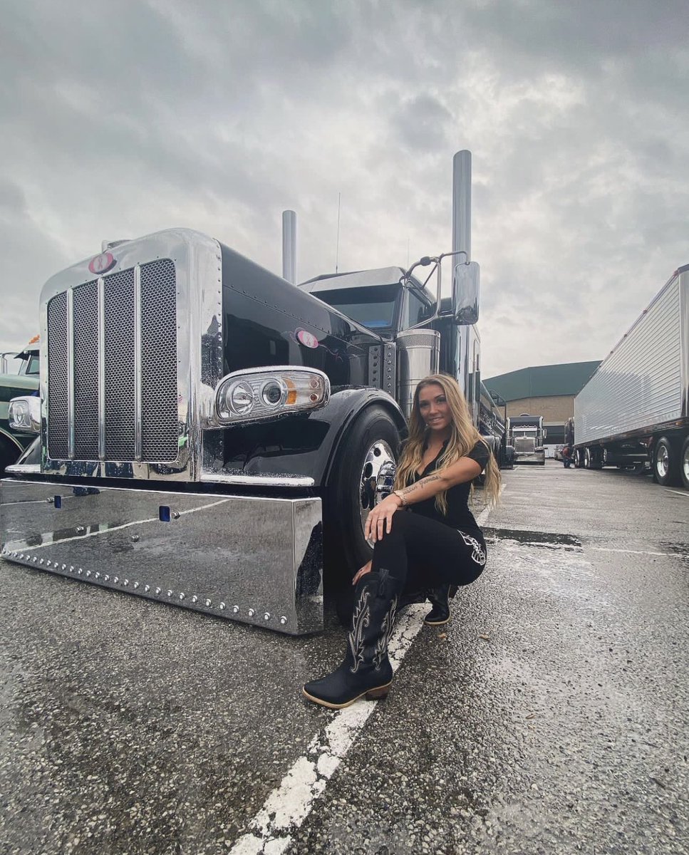 Turbo_Things's tweet photo. Little bit drippy
#fyp #foryou #trucks #liftedtrucks #loweredtrucks #4x4 #truckcommunity #turbothings #bluecollar #diesel #trucktok #enthusiast #creator #trucknation #cummins #trucking #truckers #equipment #heavyequipment #lifted #heavydiesel #dieselmechanic https://t.co/CGPRgaqnYV