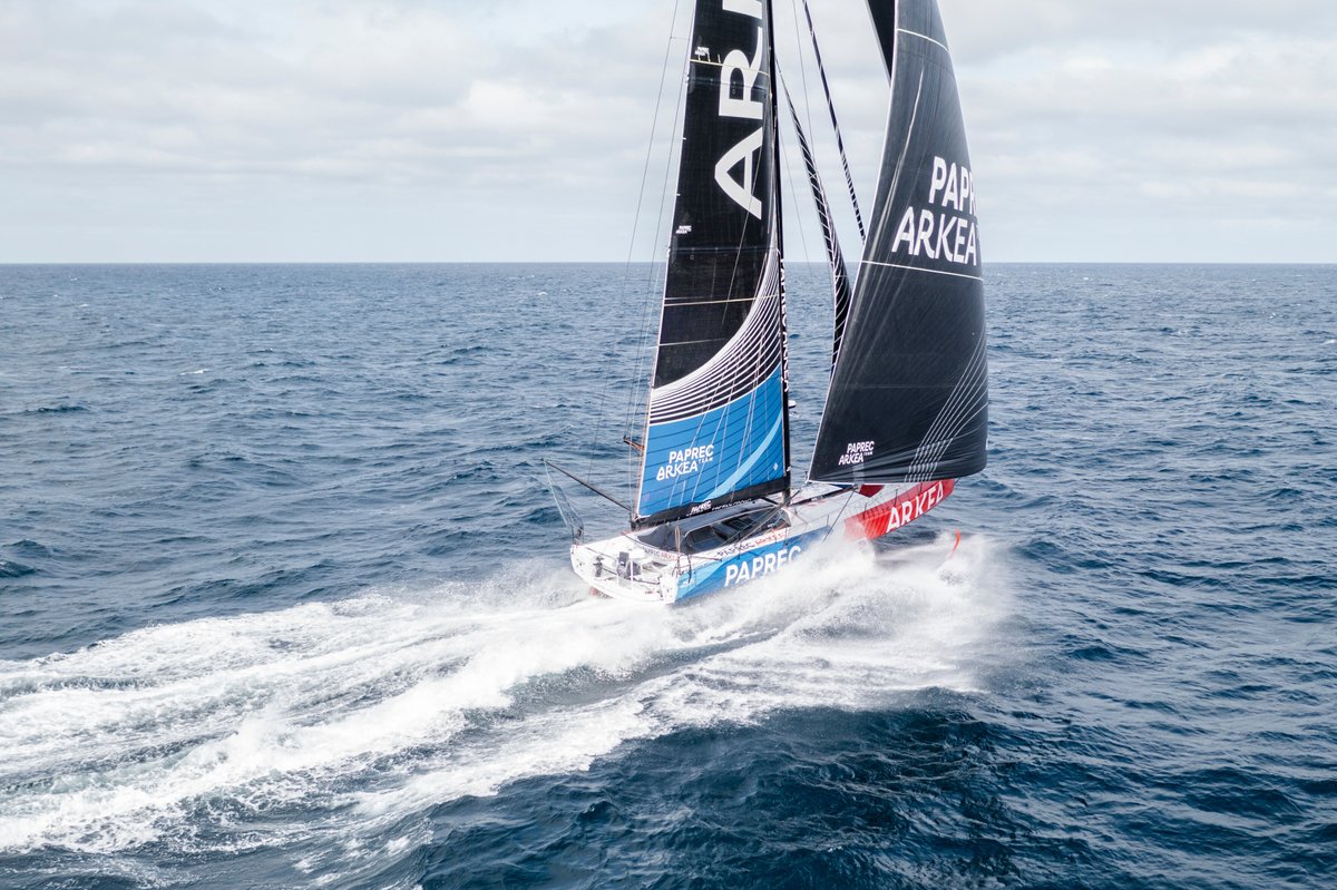 [ 🗽 The Transat - « il va y avoir du match jusqu’au bout ! » ]

teampaprecarkea.com/actualites/308…

🔵@Paprec_Group
🔴@cmarkea

#TheTransat #Transatanglaise #LorientNewYork #LorientNYC