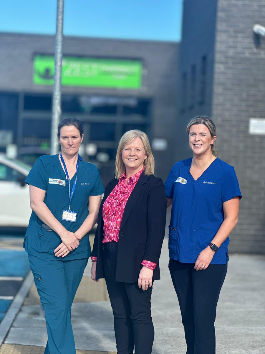 TippUH Maternity Unit are delighted to announce an additional antenatal clinic in the community, serving the women in Cahir and the surrounding areas. Special thanks to the first woman attending the opening of the clinic, Sabrina Bray, pictured with our dedicated team.