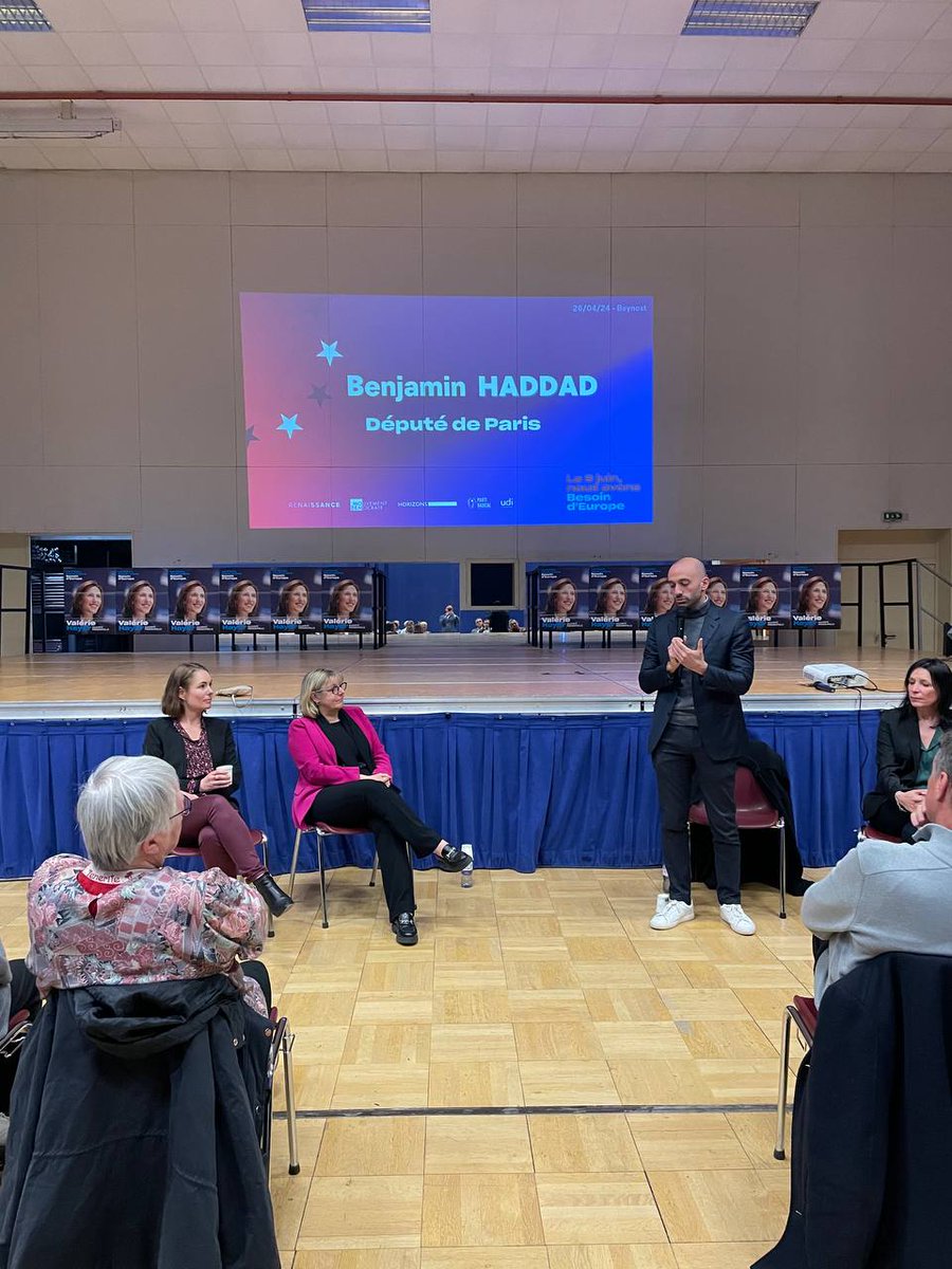 RenaissanceAin's tweet photo. Superbe réunion publique 🇪🇺 avec @sretailleau, @benjaminhaddad &amp; @OlgaGivernet, hier à Beynost

Oui nous avons @BesoindEurope. D’une Europe de la recherche et de l’innovation pour renforcer notre compétitivité &amp; faire face aux grands défis.

Le #9juin on vote Valérie Hayer !
🇲🇫🇪🇺 https://t.co/gHgCitGGRh