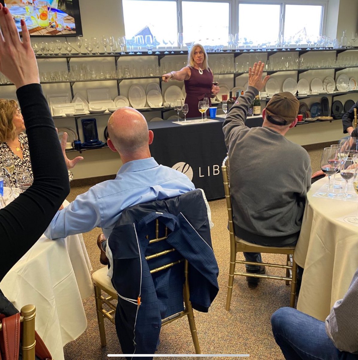 LakeEffect2day's tweet photo. A big round of applause for Lisa Fuhrmann! Not only did she guide our team and the Singer Kittredge team through an incredible wine tasting as our expert sommelier, but her knowledge of Libbey really elevated the experience. Thank you Lisa! 🥂 https://t.co/BeGJy4J8ca