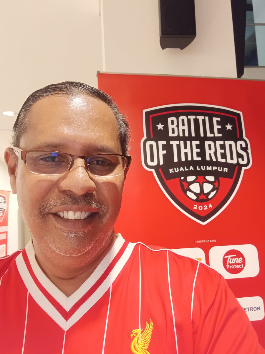 bhcdeen's tweet photo. At Stadium Bukit Jalil.....watching the Legends 😍🤩😍🤩 https://t.co/pAwwF1cUny