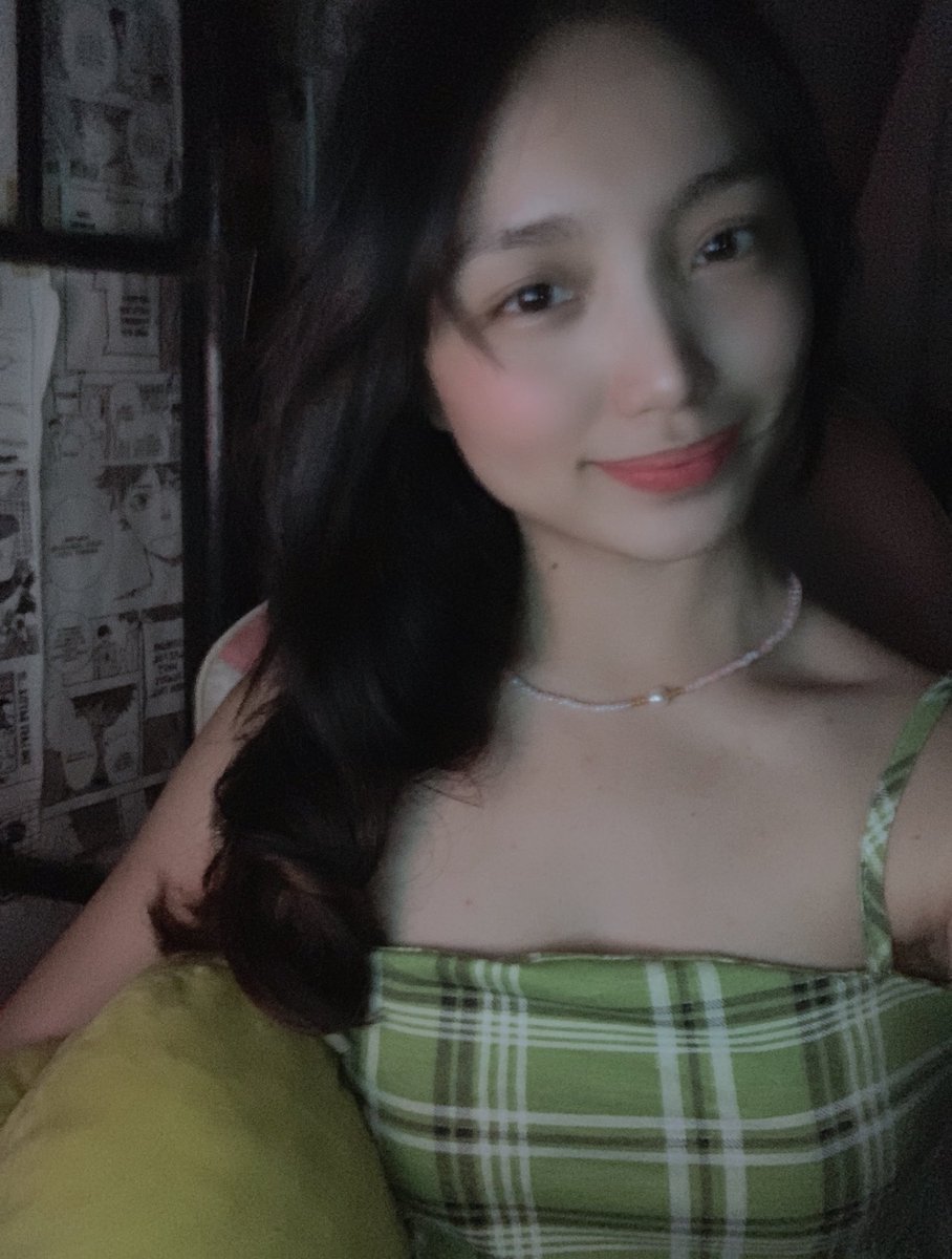 yazhisosexy's tweet photo. 🤓 gamer na naiinitan https://t.co/xh2theVDoK