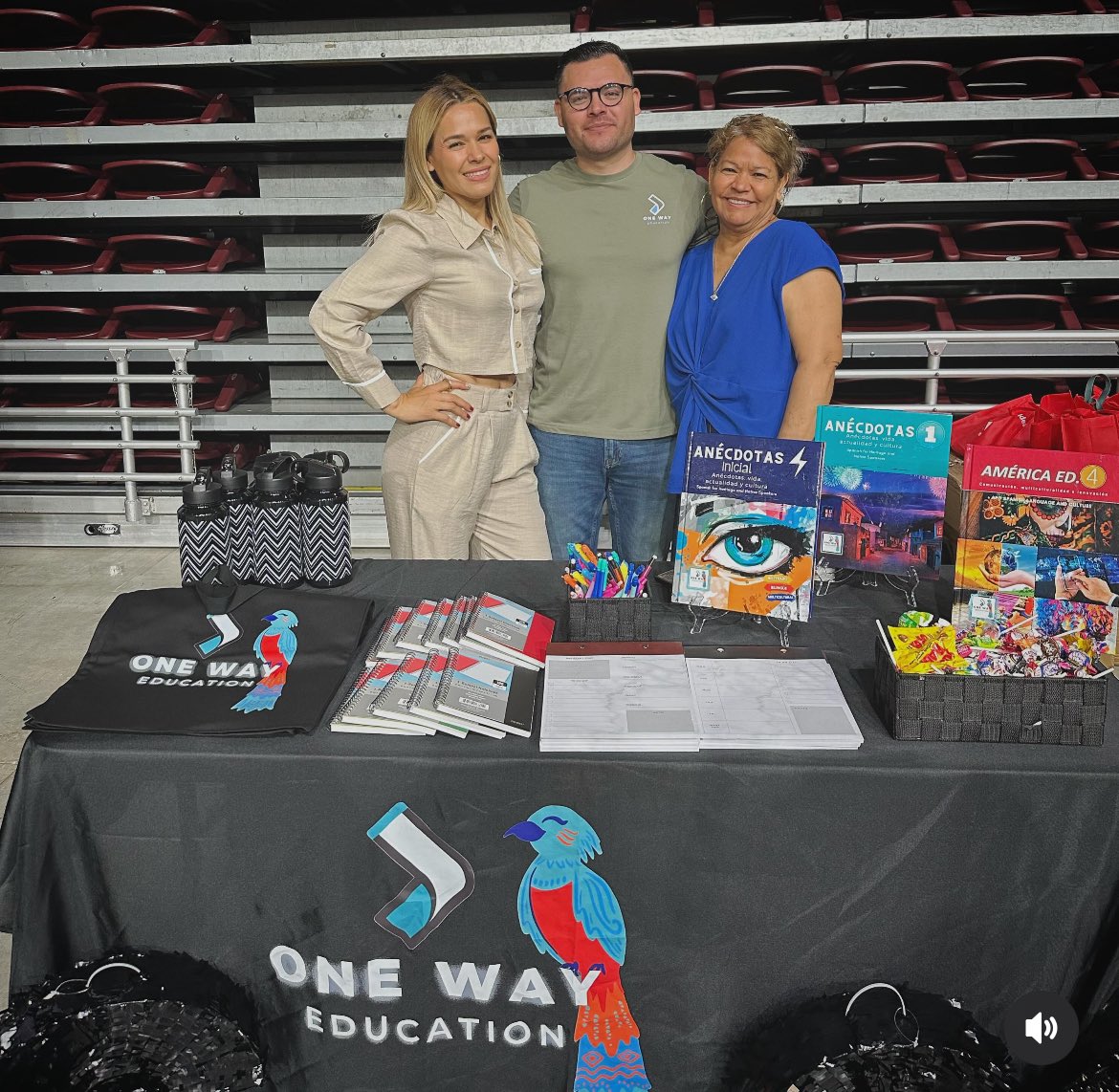 It’s a privilege to participate in events that celebrate the Hispanic community! We appreciate being included as a sponsor alongside the Multilingual Team of @aldineisd. Thank you for having us!