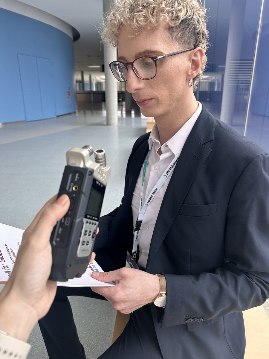 evagaresp's tweet photo. And talking podcasts, happy to have found the time to start recording for #theAMRstudio special episode for #ESCMIDGlobal2024 🤗🎙️
We will catch up with friends & colleagues, seeing what they are up to!
First in line: @AndriCapi
Stay tuned!! https://t.co/FfCbT8MbBJ
