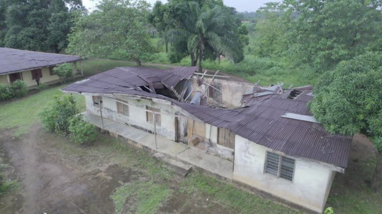 Model Comprehensive Boys Secondary School (MCBSS), Inyi, Oji-River LGA, Enugu State. OBIdients for Mbah, hope una dey follow #TinubuLagosSchoolSeries