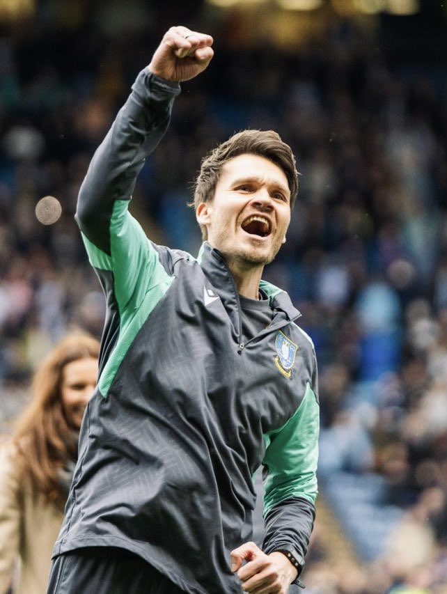 swfc's tweet photo. Our manager 🤩 https://t.co/zg9NVKX5gl
