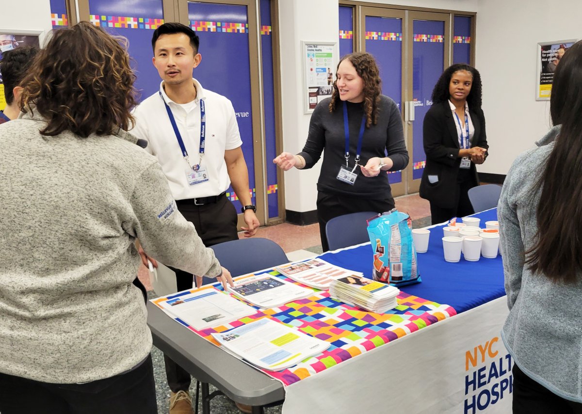 Our Addictions Division hosted an #AlcoholAwareness month event to provide information and educational materials to visitors and patients about our clinics and Substance Abuse Services. Learn more about our Behavioral Health services: on.nyc.gov/3Gg5qC8