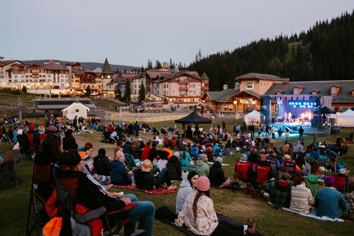 Are you excited for some summer groove? To make you visit even more unforgettable, there will be lots of Live Music Concerts are lining up for this upcoming Summer.
See you soon!

Photo from Summer 2023
Credit @zuzyrocka

#sunpeaks #explorekamloops #explorebc