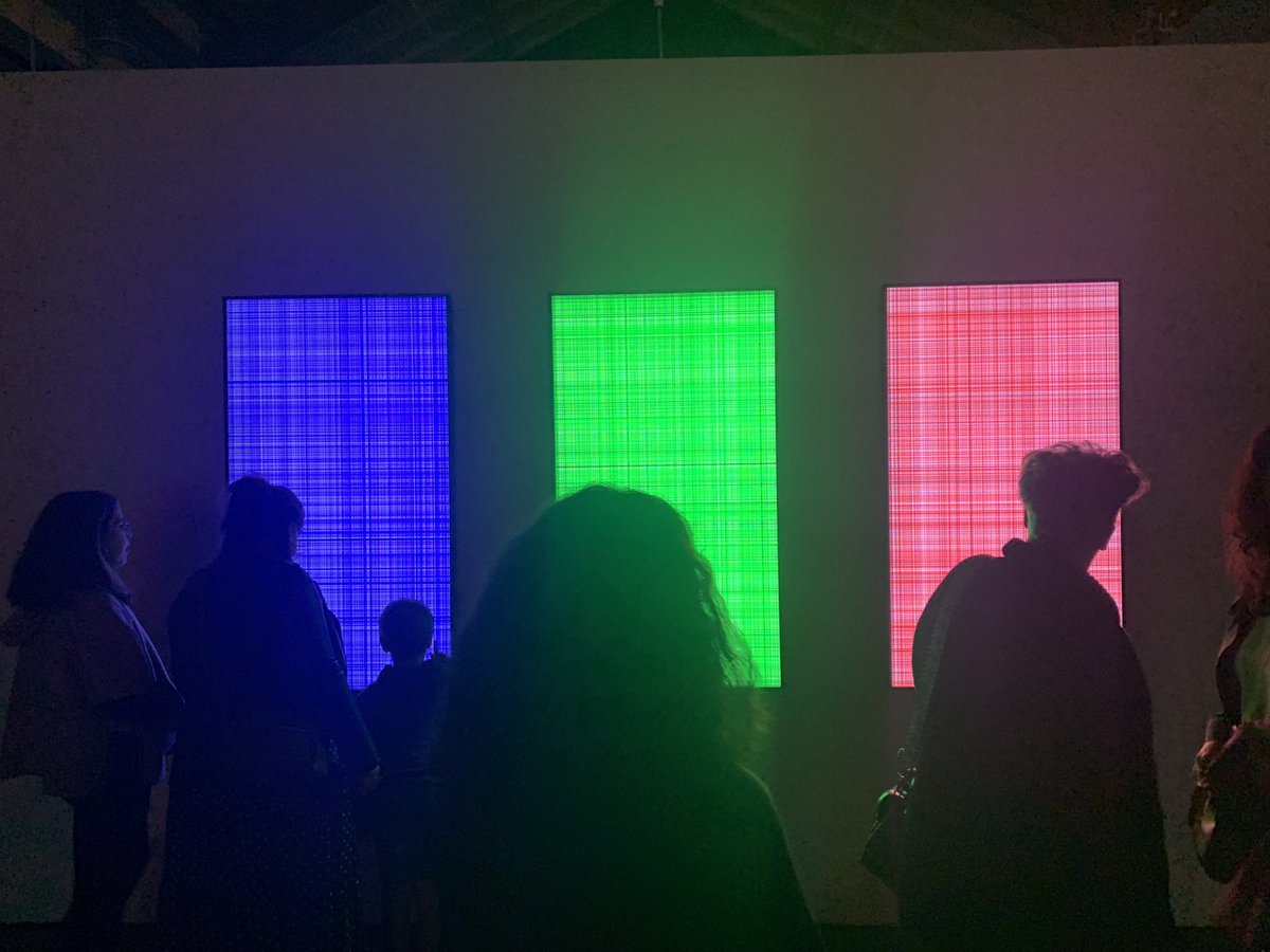 Al <a href="/MuseoMaga/">Museo Maga</a> per la mostra di Davide Coltro. Ecco i suoi “quadri mediali”, fra pittura elettronica, astrazione e “pittura oltre la materia”