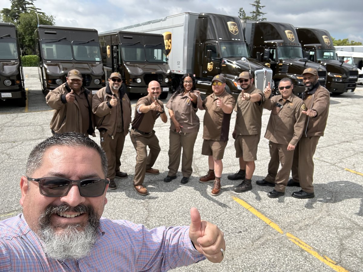 Mark Oty tweet media