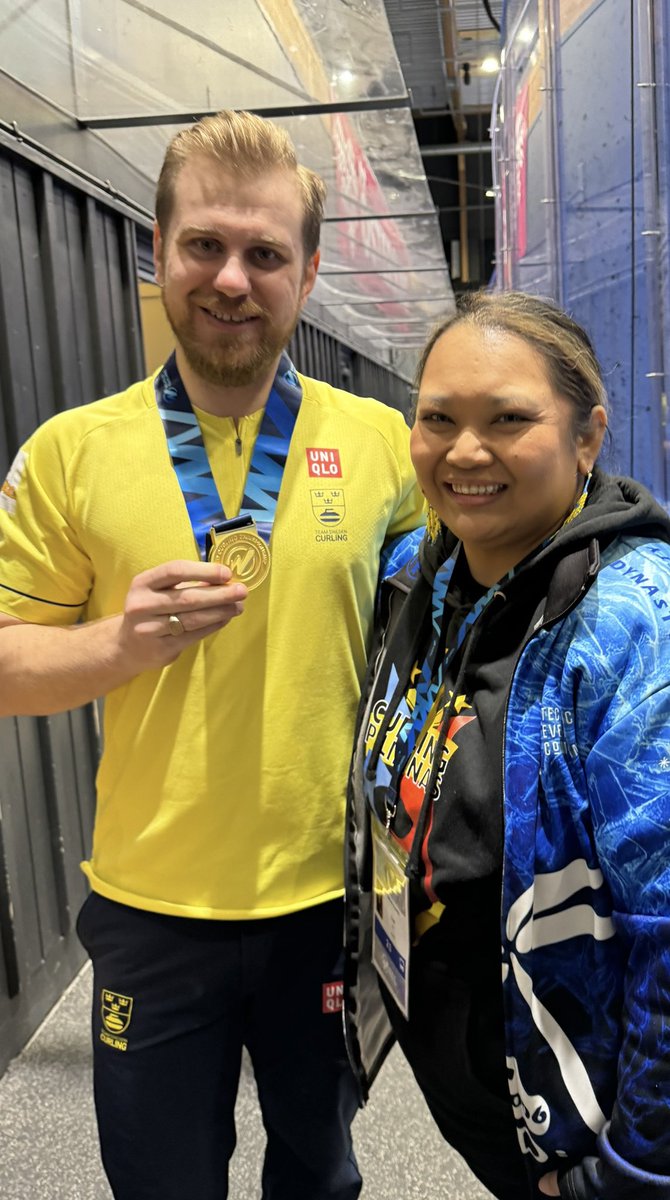 2022 Olympic Champion & 2024 World Champion in both Men’s & #mixeddoubles Rasmus Wranå. So many medals in his long resume already & he’s not even 30 yet. Here’s to many, many more gold medals in the future, Jr!🥌💙💛🇸🇪 #curling #WMDCC