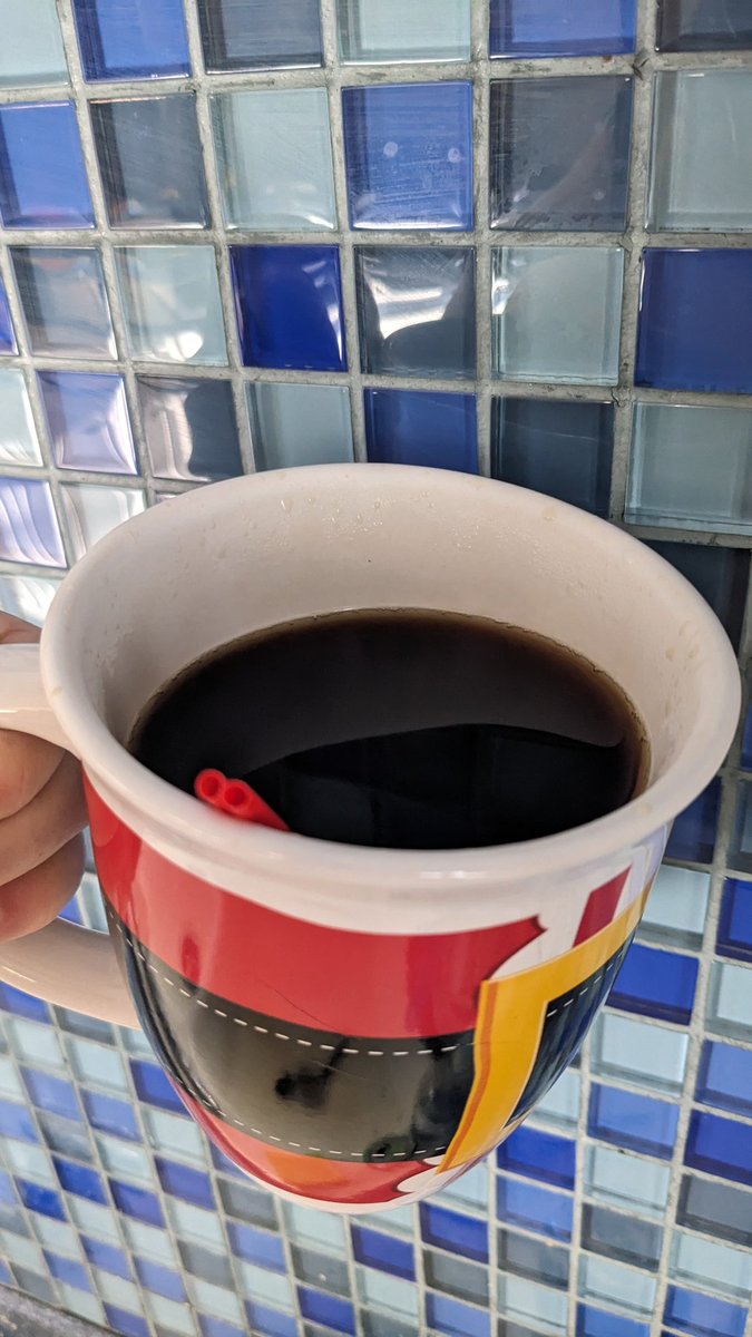 Sminichino1970's tweet photo. Good morning!! π Coffee time β #Coffee #TwoRedStirrers #goodmorning #April #Motivation
#LastStretch https://t.co/O1mdPOw61n