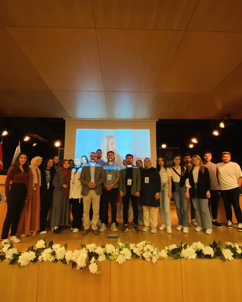 GaziSohmer's tweet photo. 26 Nisan 2024 tarihinde Gazi Üniversitesi Sosyal Hizmet Çalışmaları Uygulama ve Araştırma Merkezi olarak Gazi Üniversitesi Sosyal Hizmet Topluluğu @gazisht ile ortak düzenlediğimiz
"Bir Annenin Gözünden Otizmle Yaşamak" isimli röportaj gösterimi etkinliğimiz gerçekleşmiştir. https://t.co/6EqwxB2Dq5