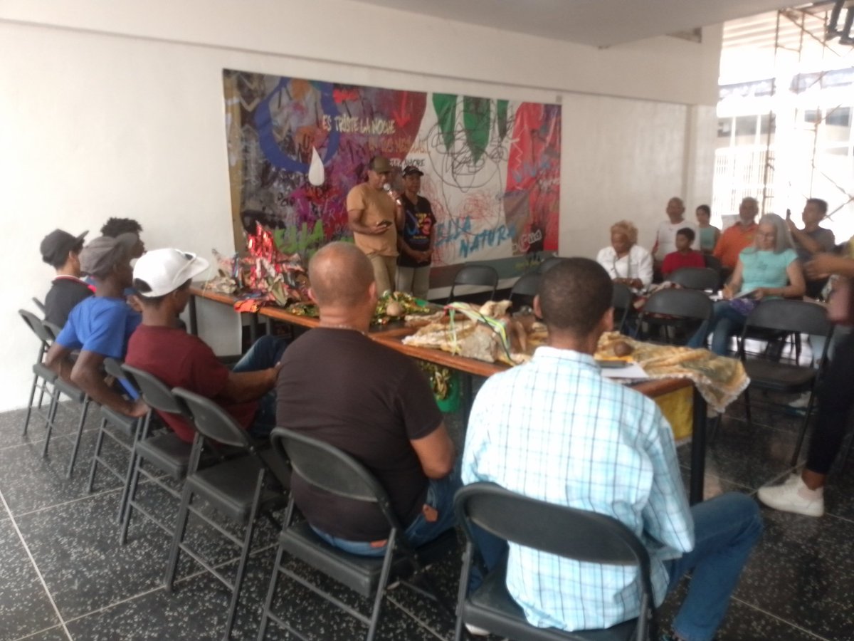 Mppc_Aragua's tweet photo. #IgualdadYJusticiaSocial #LoAfirmativoVenezolano Así se desarrolló el foro "Diablos Danzantes de Corpus Christi de Aragua" en los espacios de la pérgola de la Casa de la Cultura de Maracay con un importante número de asistentes https://t.co/CFXeZZPuIB
