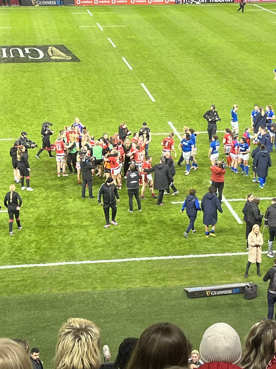 Great to see the Wales vs Italy women’s rugby from the @principalitysta posh seats with @sprints_coach today. A rare Wales win, and I shook hands with the legend, Ieuan Evans. #rugby #6nations