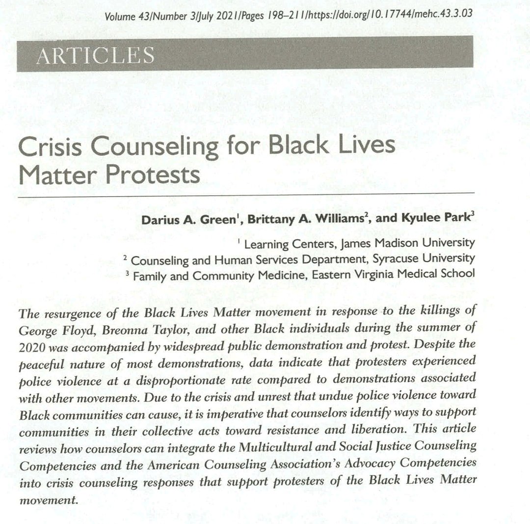I'm a bit busy & overwhelmed, but I'm going to try to pull together a free webinar on the crisis counseling for folks experiencing police violence based around this article I wrote (focus will be abolitionist and on college campuses). doi.org/10.17744/mehc.…