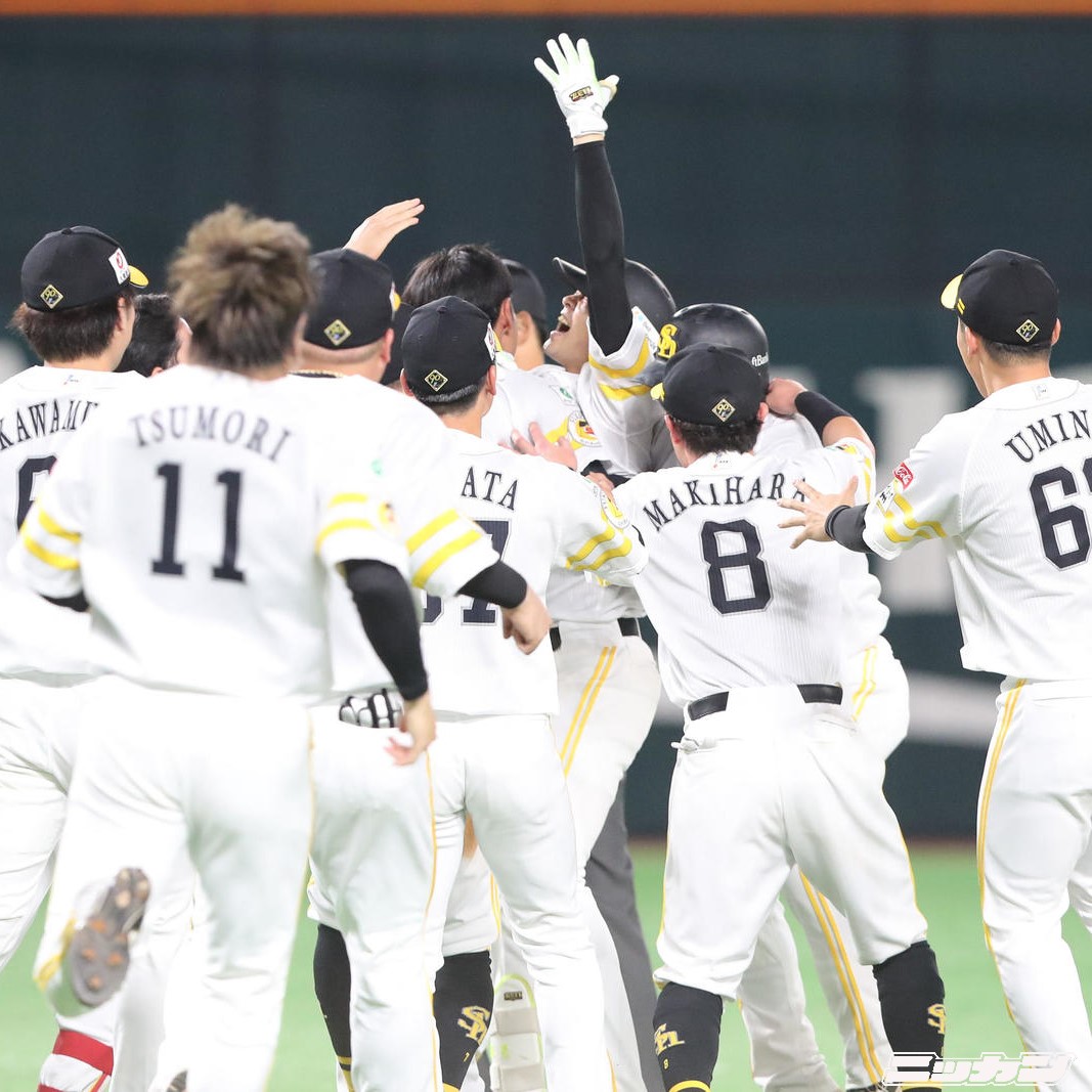 nikkan_hawks tweet picture