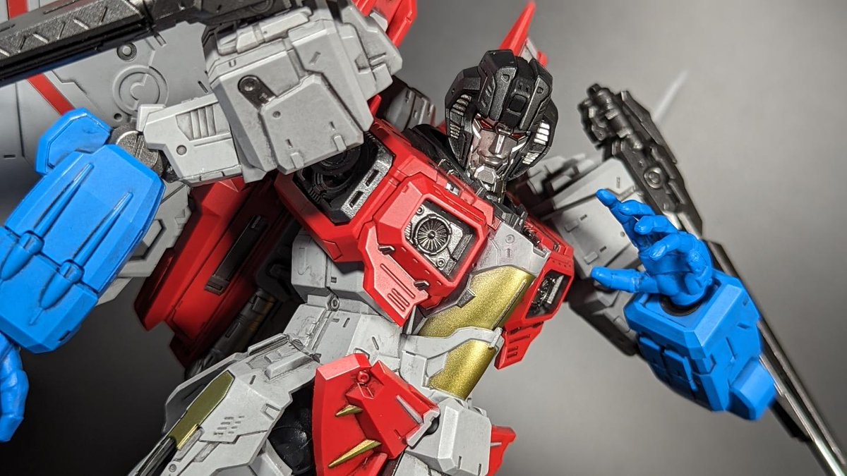Mike_Convoy's tweet photo. The Wings pop out way too easily when posing but aside from that, man is that a feckin good action figure.

📸 #transformers #mdlx #starscream #threezero #actionfigures #toyphotography #mecha #superrobots https://t.co/uQrcomxTw7