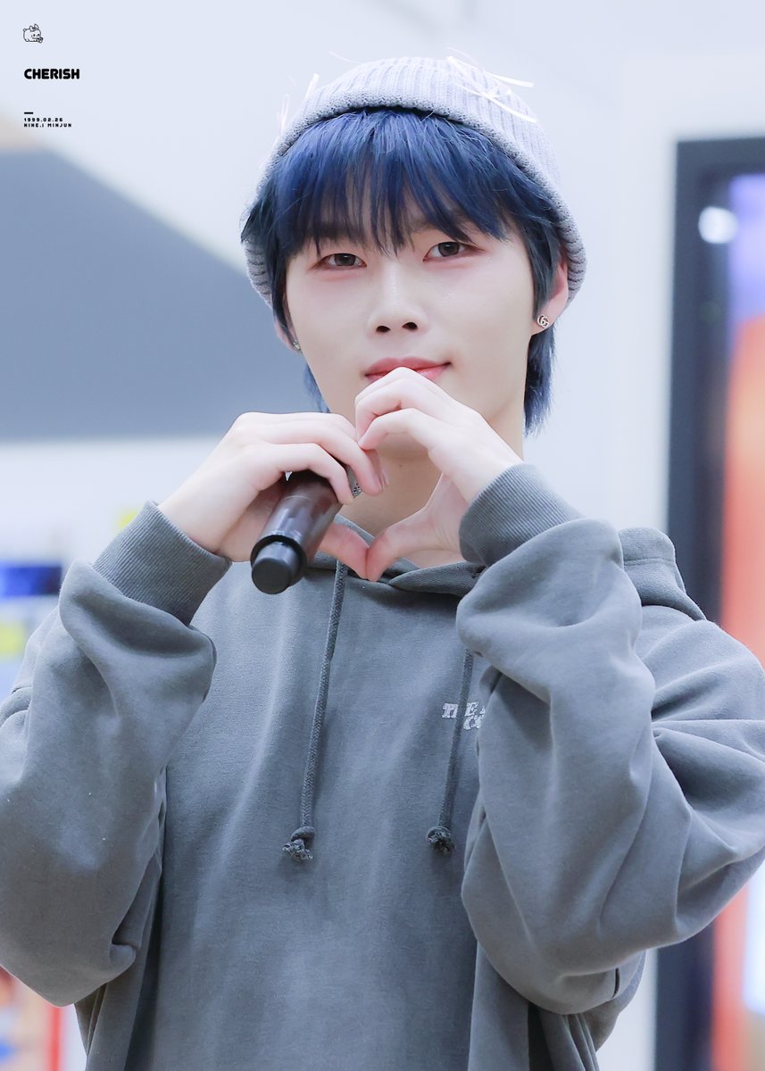 240413   

💘🩷

#민준 #MINJUN #ミンジュン 
#나인아이 #NINEi #ナインアイ 
#쭈니 #쭌 #민준이_추억보관소