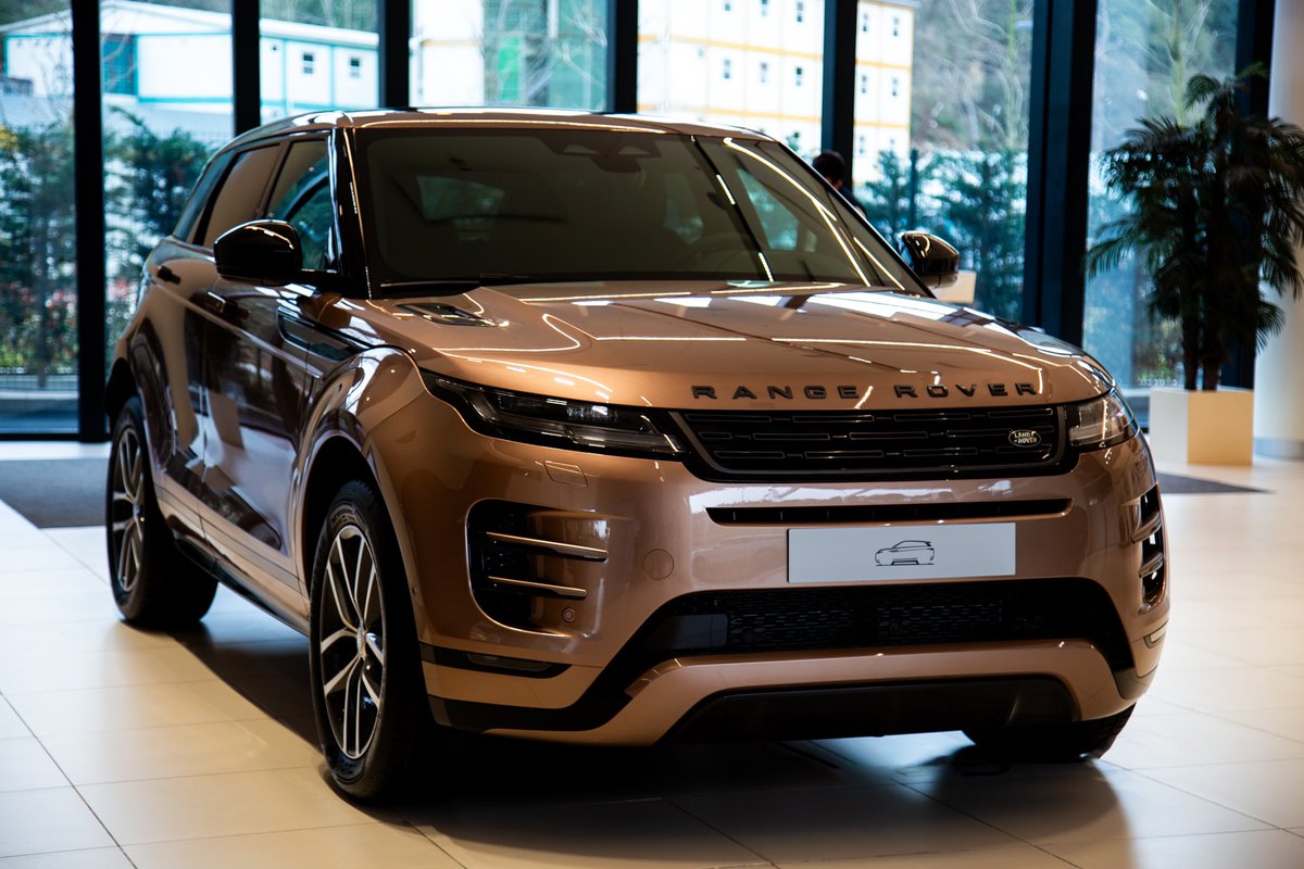 Range Rover Evoque. Her detayıyla heyecan verici. #RangeRoverEvoque #Evoque #RangeRover #BorusanOto #BorusanOtoVadi