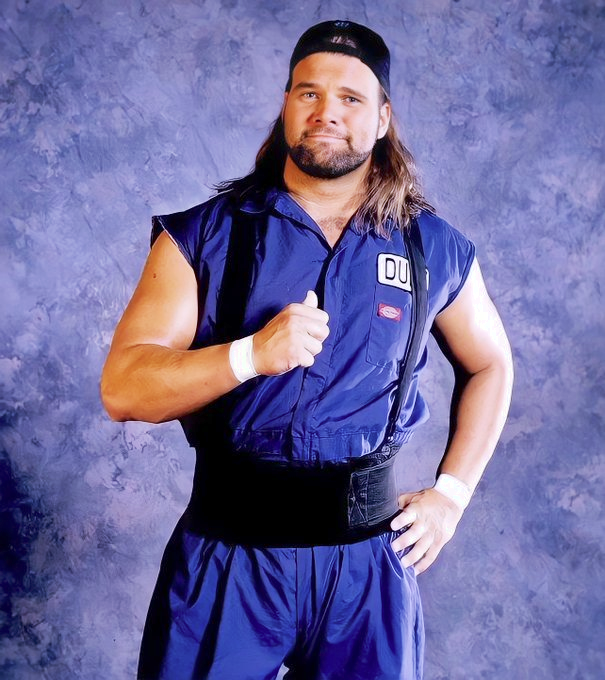 4/27/1994

Duke 'The Dumpster' Droese (in his WWF debut) defeated Mike Bell on Superstars of Wrestling from the Knickerbocker Arena in Albany, New York.

#WWF #WWE #SuperstarsOfWrestling #DukerDroese #TheDumpster #MikeBell