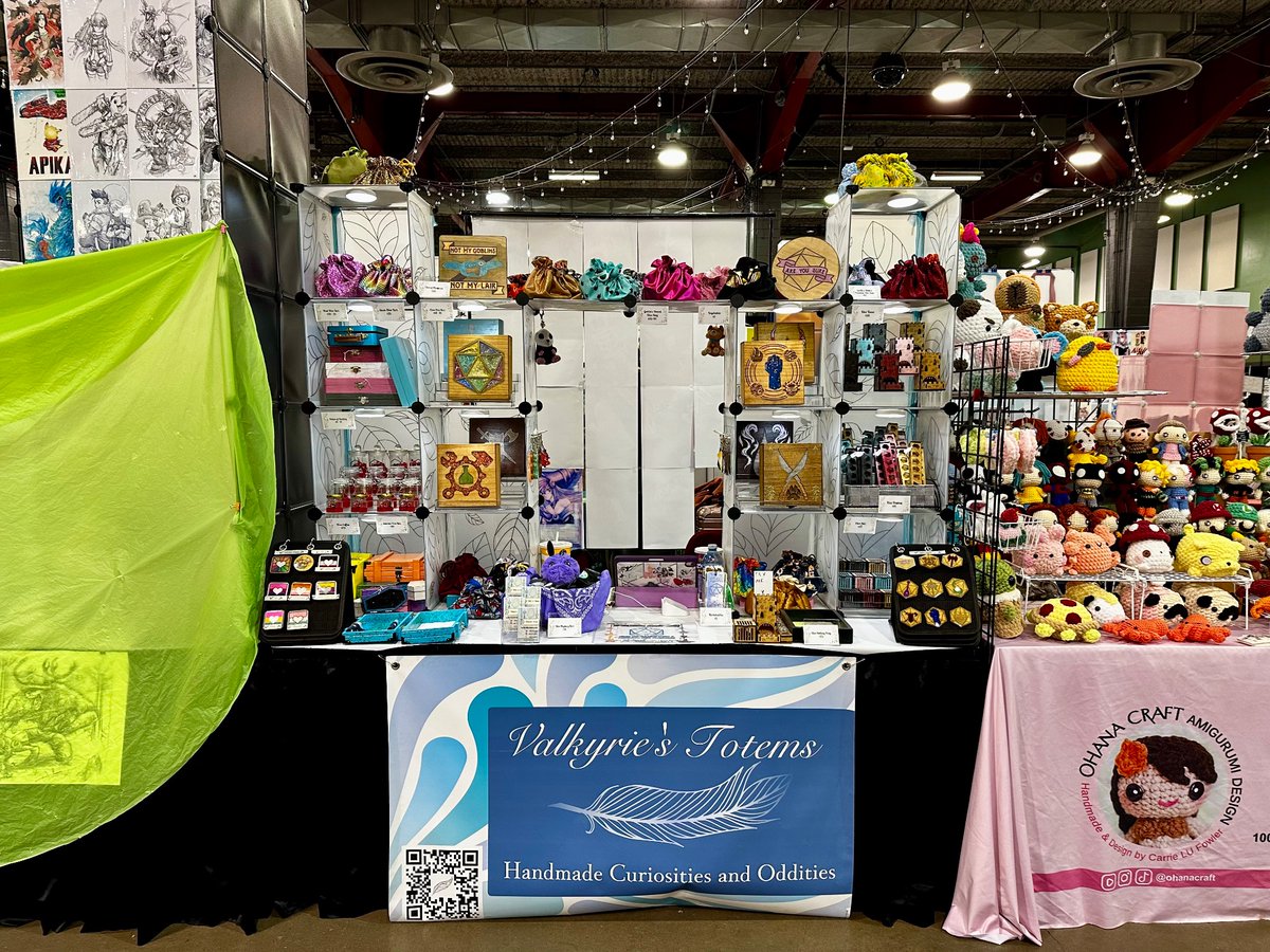 ValkyrieTotems's tweet photo. It’s Saturday at @Calgaryexpo ! And we are in the Artist Alley (A5712) with all sorts of goodies for your D&amp;D group!

Things are going FAST, so be sure to grab that class box, dice tower or dice bag while they last!

#calgaryexpo #dnd #ttrpg #dungeonsanddragons #artistalley https://t.co/39GAfOVI0h