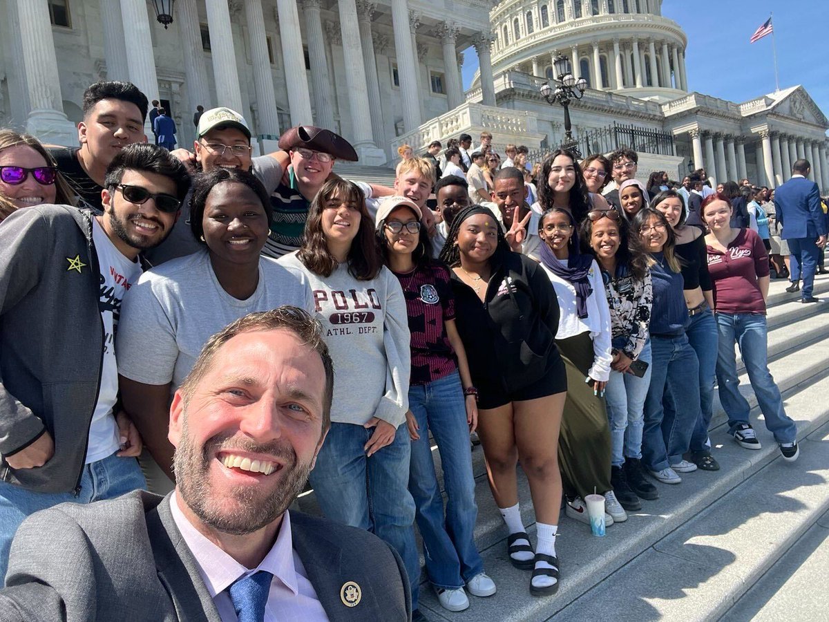 Thank you, Overland High School students, for joining me at the Capitol!

We discussed the importance of listening to and centering constituent voices, how it influences my work in Congress, and how I can keep advocating for my constituents in the best possible way.