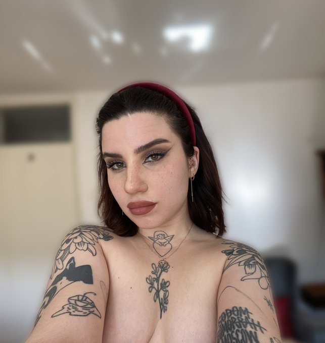 Going live in 15 minutes! Links below https://t.co/Eku4Oa7aig