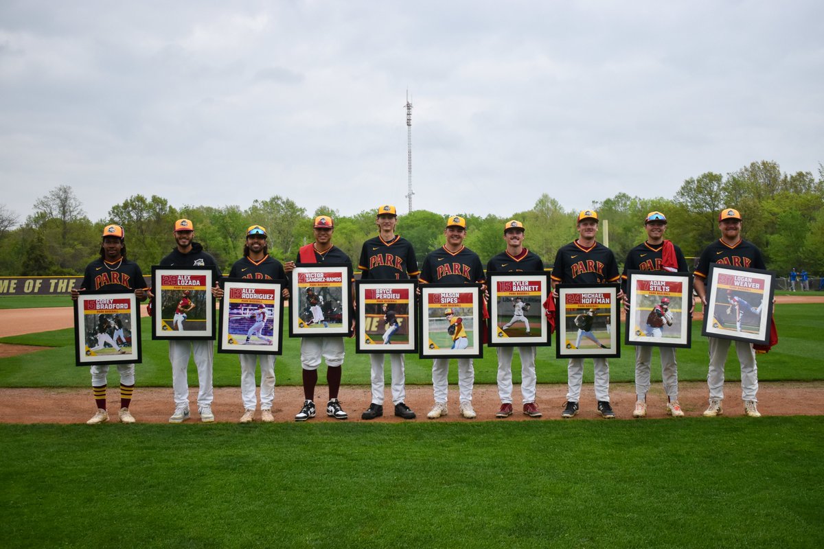 ⚾️, This tremendous senior class has done so much for Park Athletics! Thanks seniors for your dedication over the years to the program! #GoPirates🏴‍☠️