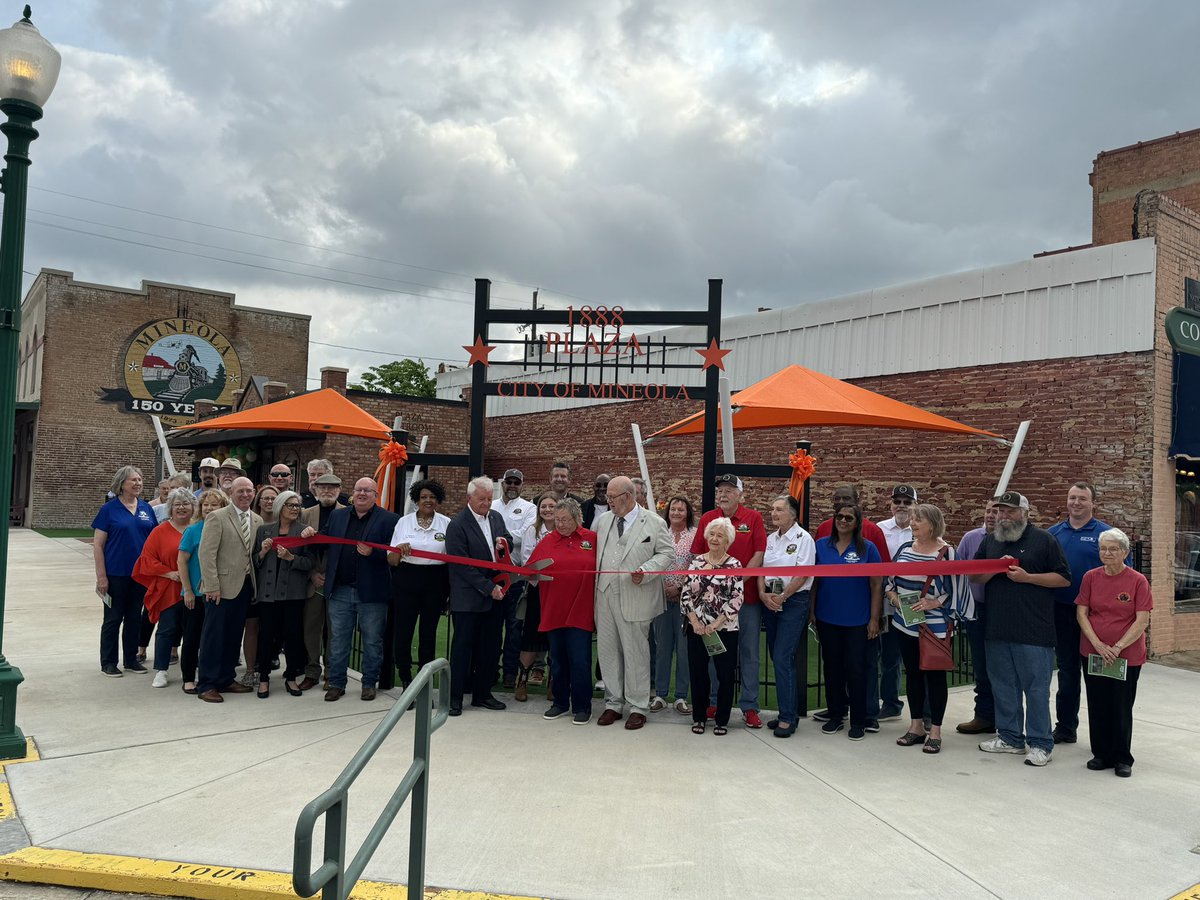 Congratulations to <a href="/TxMineola/">Mineola, TX</a>, Economic Development Committee, and the Meredith Foundation on the opening of the 1888 Plaza. This is another great addition to the historic downtown area!