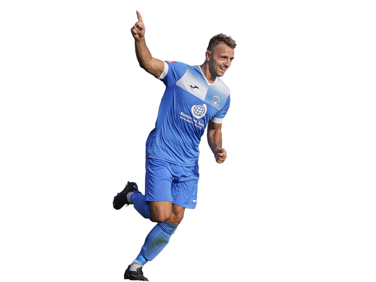 40: GOOOAAAALLL - The Trawlerboys are level and it is that man Jake Reed - the @IsthmianLeague North Division’s leading goalscorer - who hits his 30th league goal of the campaign to make it @LowestoftTownFC 1 @BrentwoodTownFC 1 #COYB #LTFC