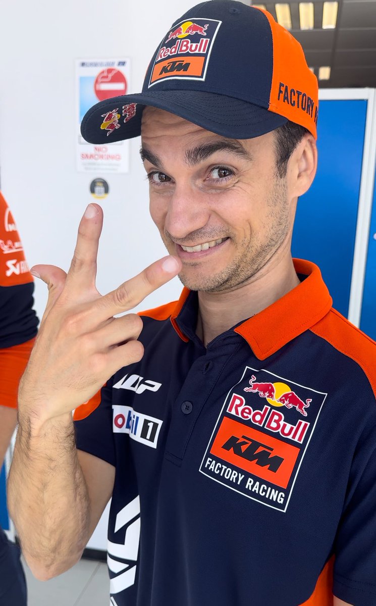 DID SOMEONE SAY… PODIUM!!!!! P3️⃣ for @26_DaniPedrosa after a late penalty 🕺🏻🤯 #KTM #ReadyToRace #SpanishGP 🇪🇸