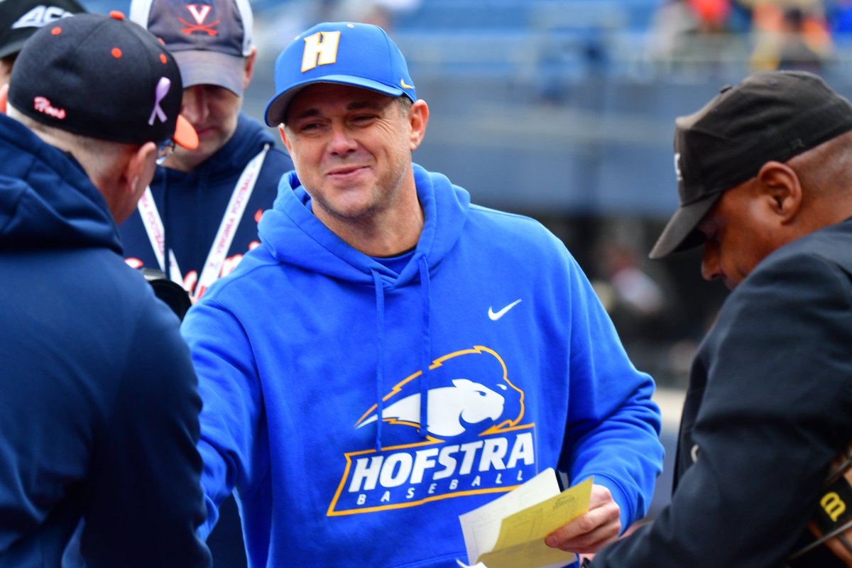 HofstraBaseball's tweet image. 𝘽𝙞𝙧𝙩𝙝𝙙𝙖𝙮 𝘼𝙡𝙚𝙧𝙩 

Wishing our skipper, @fcat27, the happiest of birthdays! 

#PrideOfLI