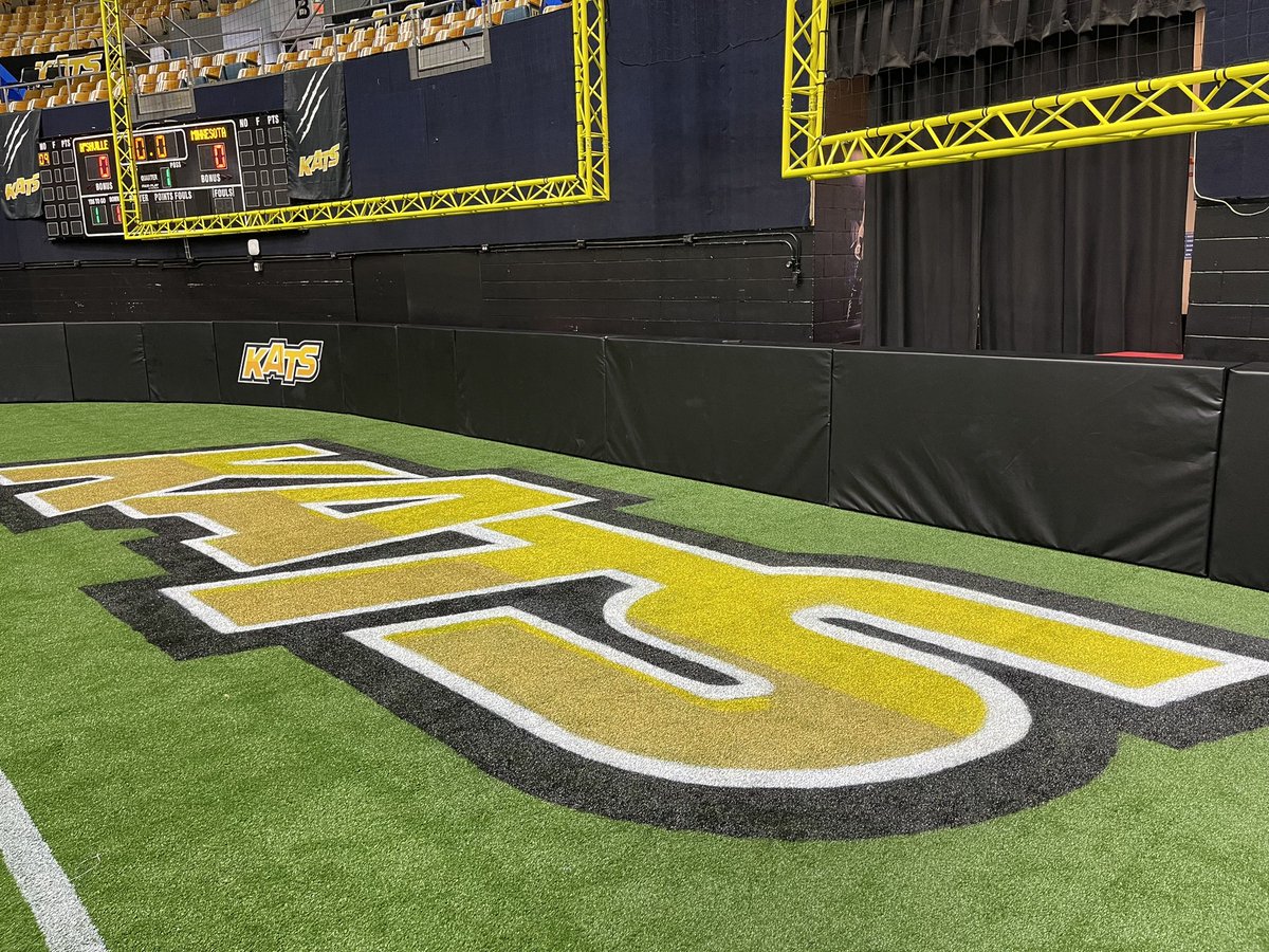 A beautiful venue 😍 Let’s go @Minnesota_Myth ! 🏈 🙌🏽 Cannot wait to experience this rockin’ arena tonight! <a href="/OfficialAFL/">Arena Football One</a> <a href="/NashvilleKatsFB/">Nashville Kats</a>