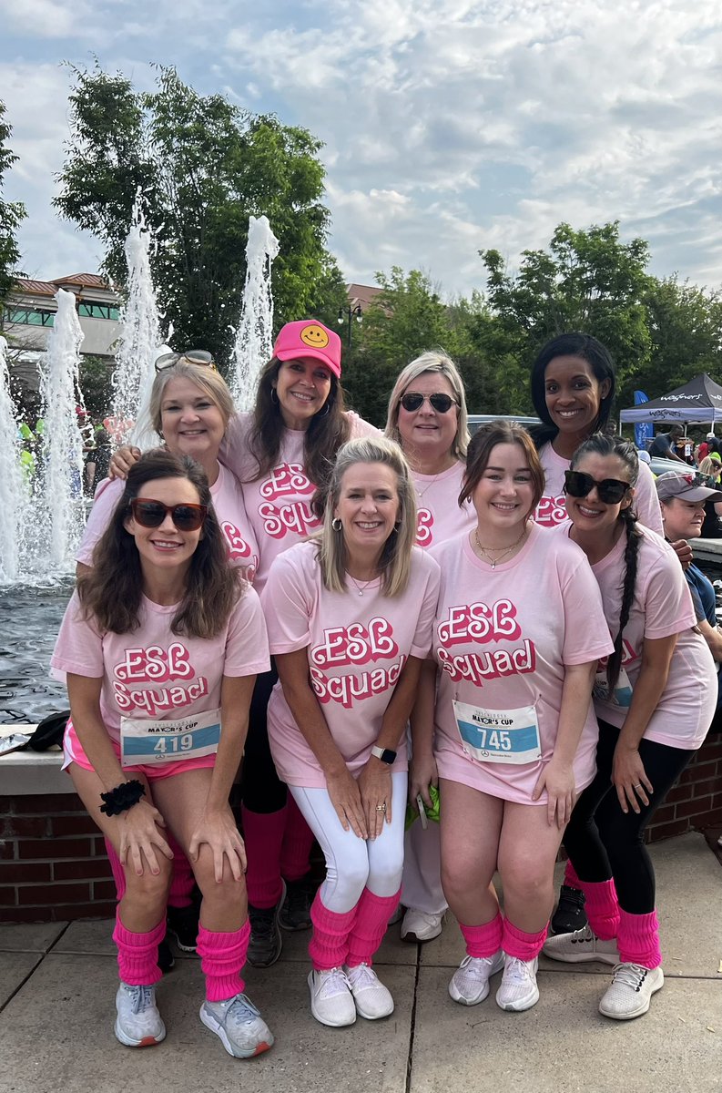 kristigarcia2's tweet image. What a fun morning with colleagues/friends! @TCSBoardofEd @TCSESL #TuscaloosaMayorsCup #Barbie