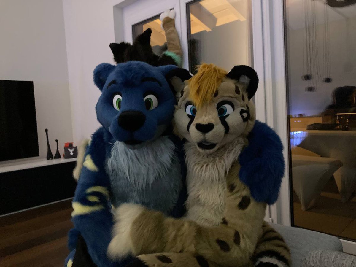 Old photo together with the cute <a href="/ShiftyOtter/">Shifty 🔜 Megaplex</a>