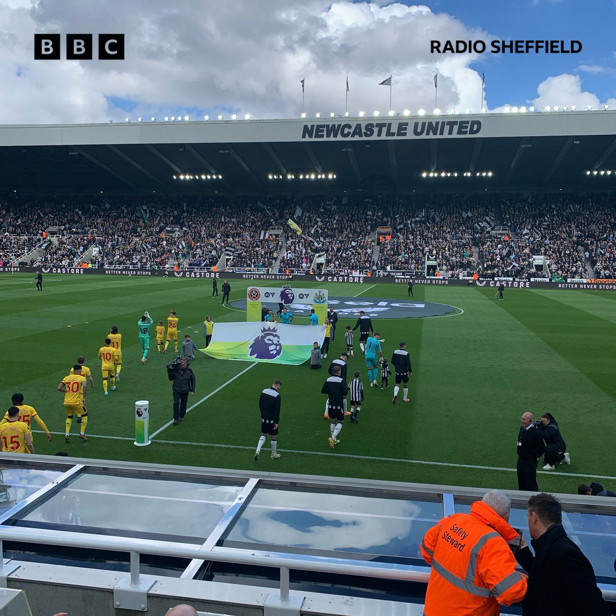 Excellent first 45 from Sheffield United who are level 1-1 at Newcastle but should be 2/3 goals ahead. As good as the Blades have played, certainly in attack, all season. Anel’s early header equalised by Isak’s low finish. Arblaster again exceptional. #SUFC | @footballheaven