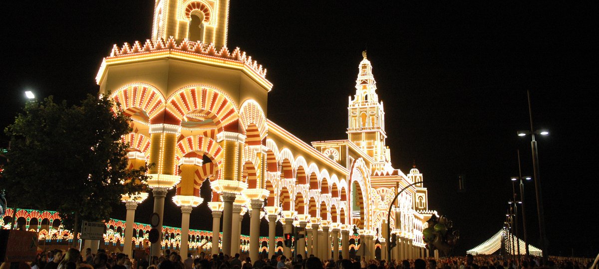 Come and join the fun at the Córdoba Fair! 🎉 Discover the joy of our culture, the passion of our music, and the flavor of our cuisine. An experience you can't miss! 

📅 May 18-25, 2024

👉 tinyurl.com/4rzmf9mm

#VisitSpain #YouDeserveSpain  #SpainTraditions @CordobaESP