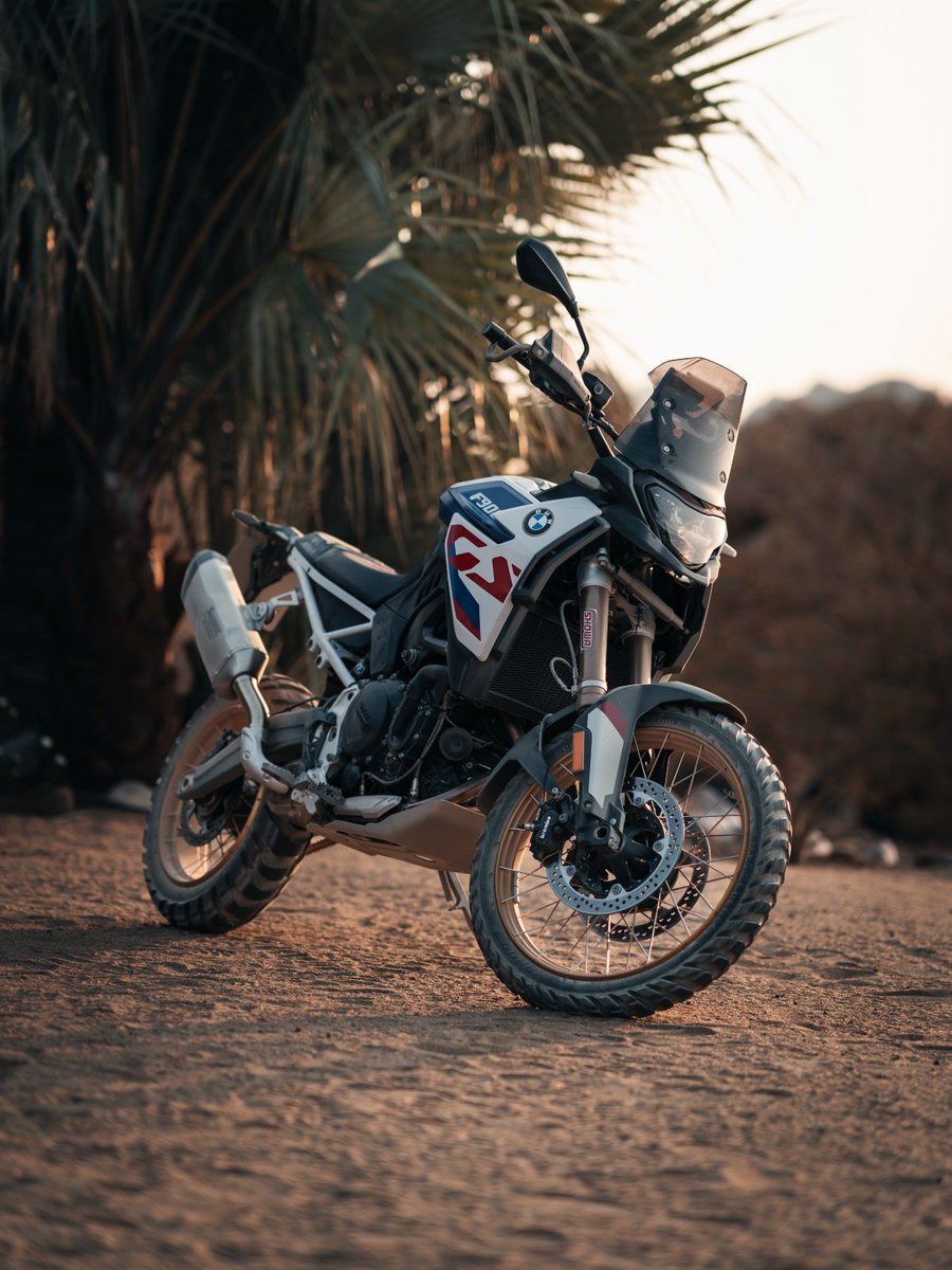 Conquer any terrain with confidence on the lightweight BMW #F900GS! 💥 With a powerful engine delivering 105 hp, adventure awaits at every turn. 🙌

Learn more:
bmw-motorrad.com/en/shorturls/f…

#MakeLifeARide #SpiritOfGS #BMWMotorrad